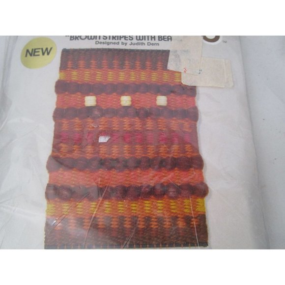 Vintage Jiffy Weaving Brown Stripes Beads Judith Dern NOS Minor Package Damage - Picture 4 of 10